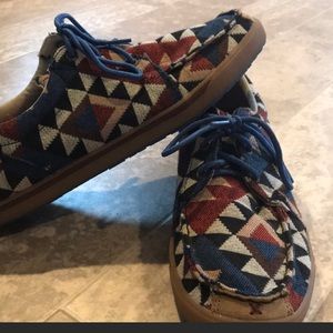 Twisted x Hooey Aztec shoes!